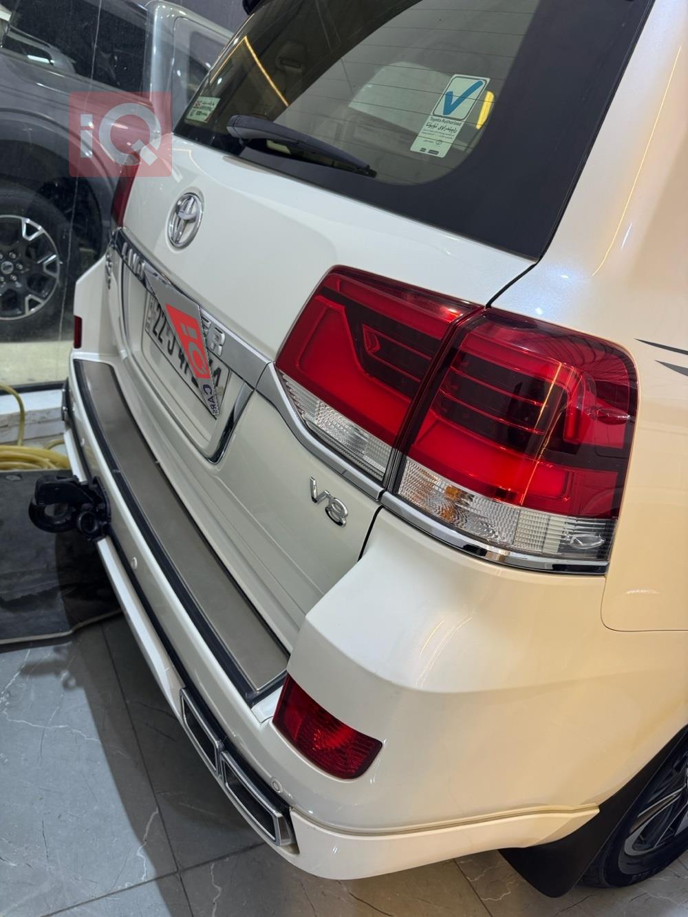 تويوتا لاندكروزر